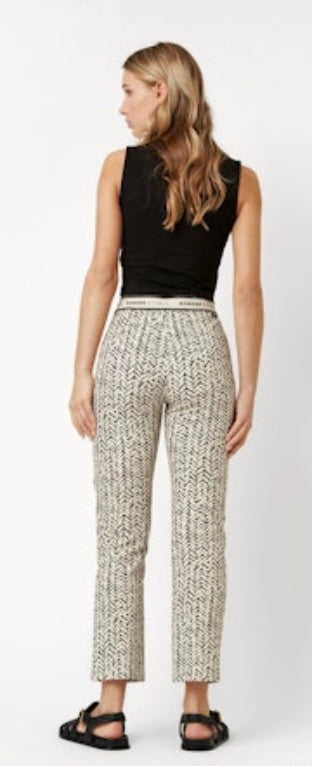 BroekAlisaSlimEasyZigzagDonkerblauw__4