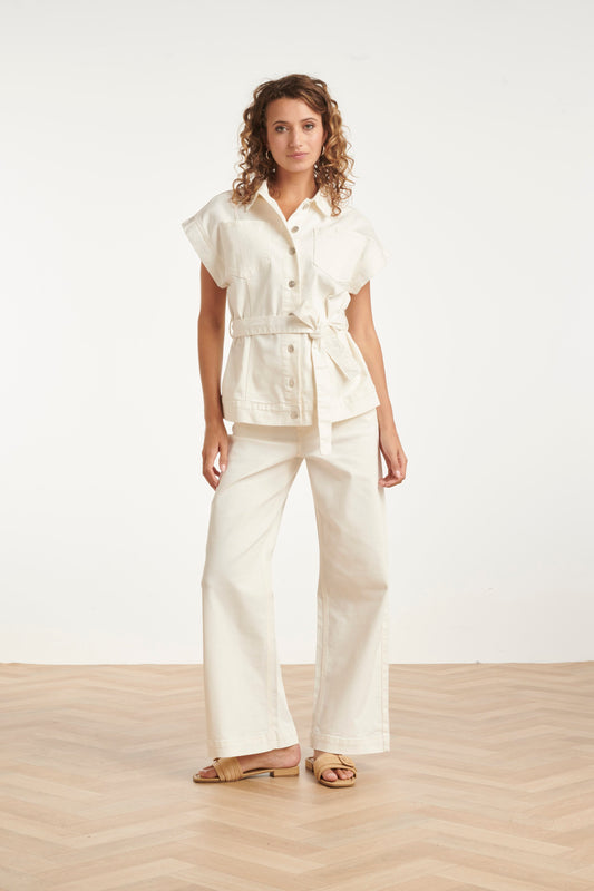 GiletLangKnopenKraagWit__2