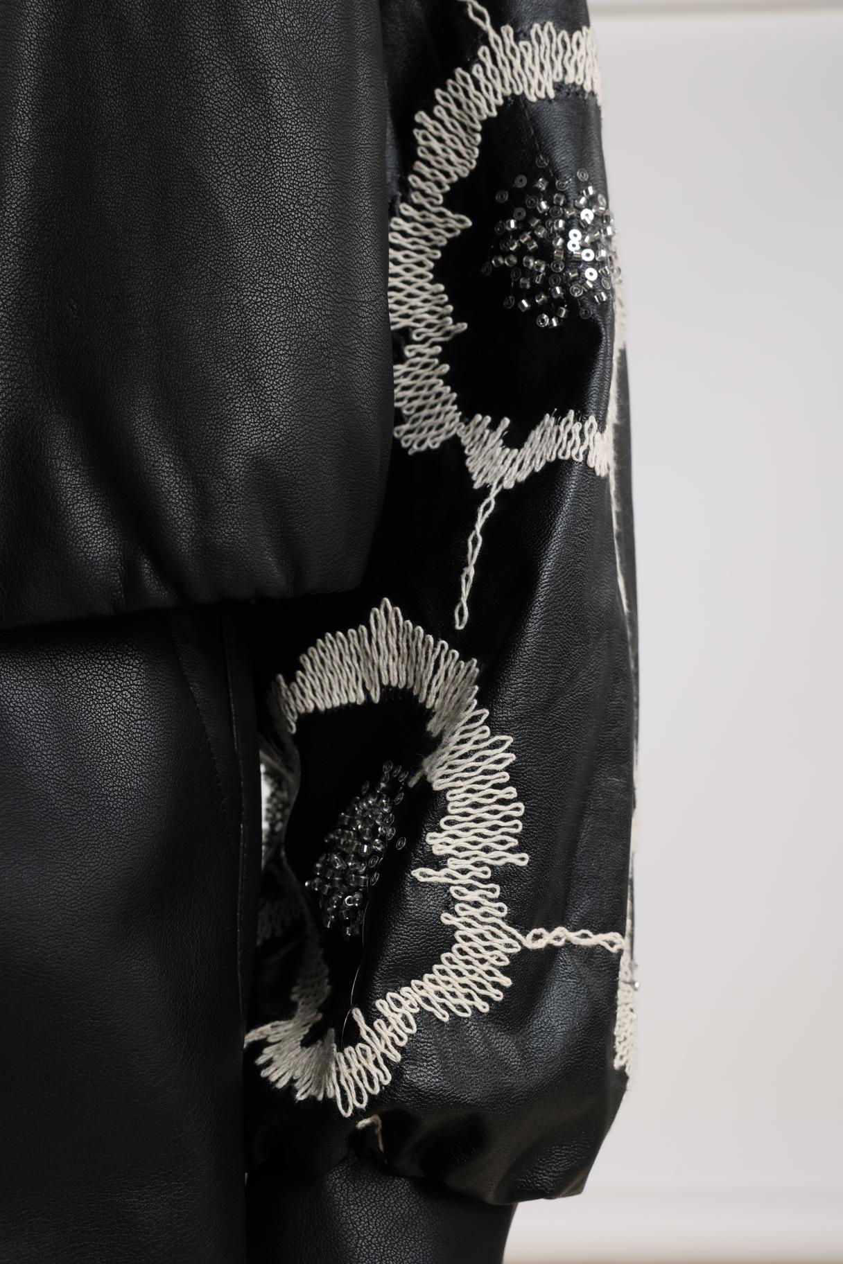 Jas Fiene Embroidery Zwart