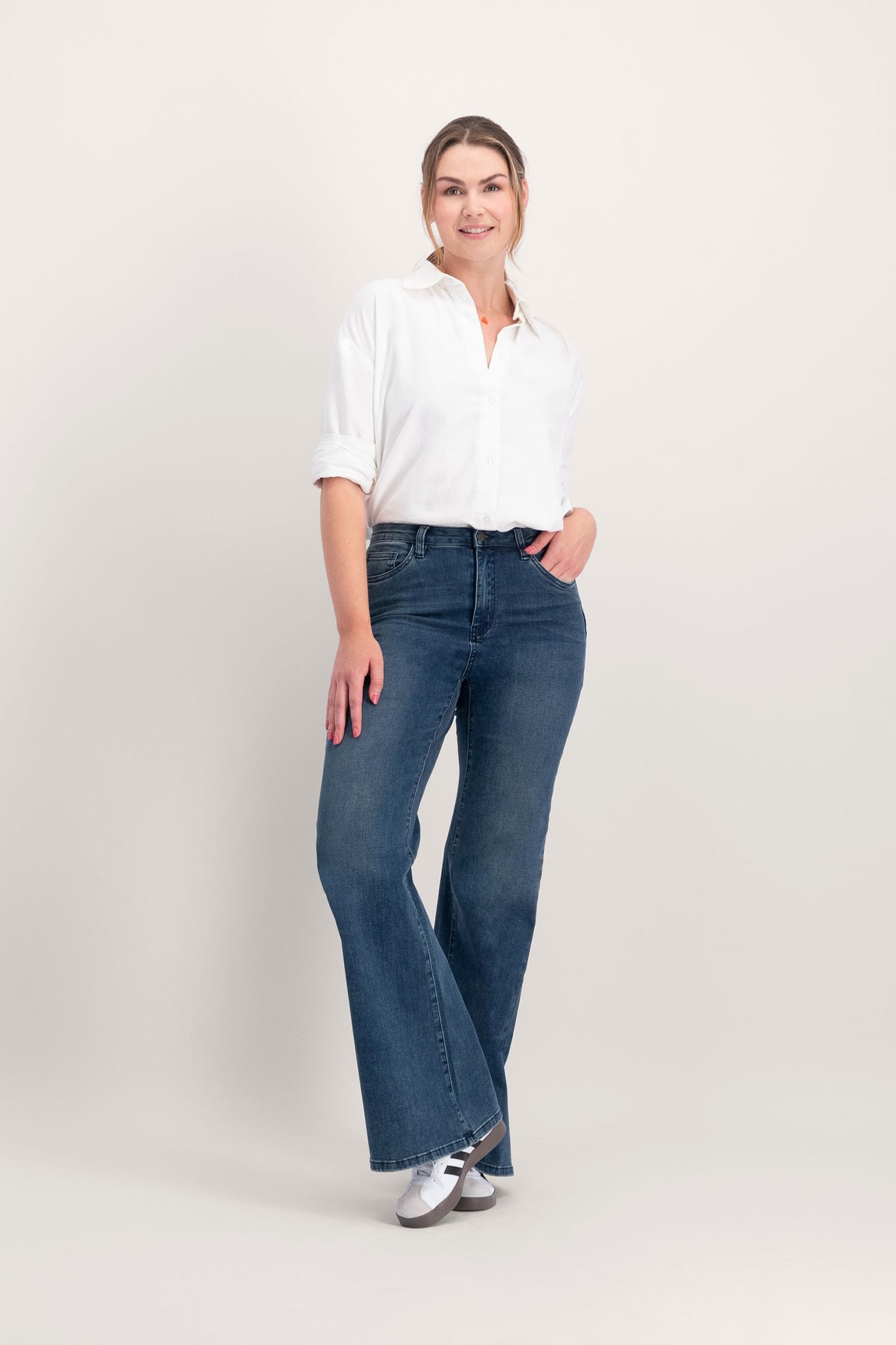 Jeans Ana Flared Sky Hipe
