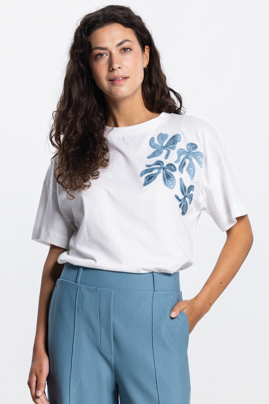 T-ShirtRileyEmbroideredBloemWit__2
