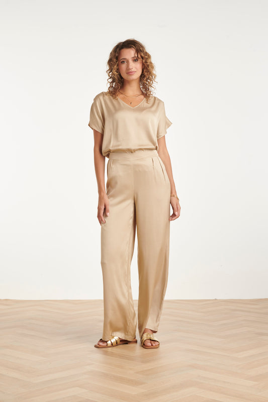 T-ShirtSatijnV-HalsZand__2