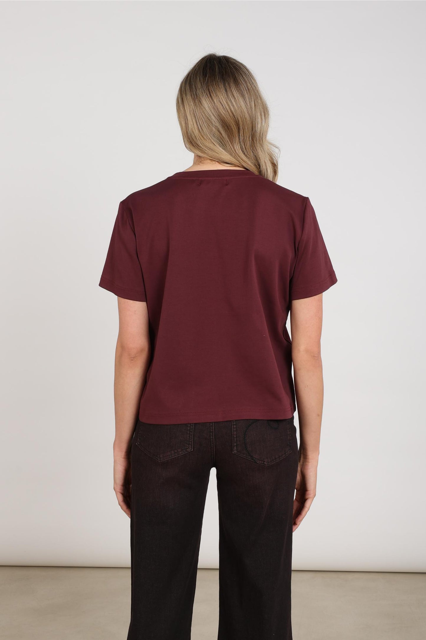 T-shirtLunaLogoBorduurselCherry__5