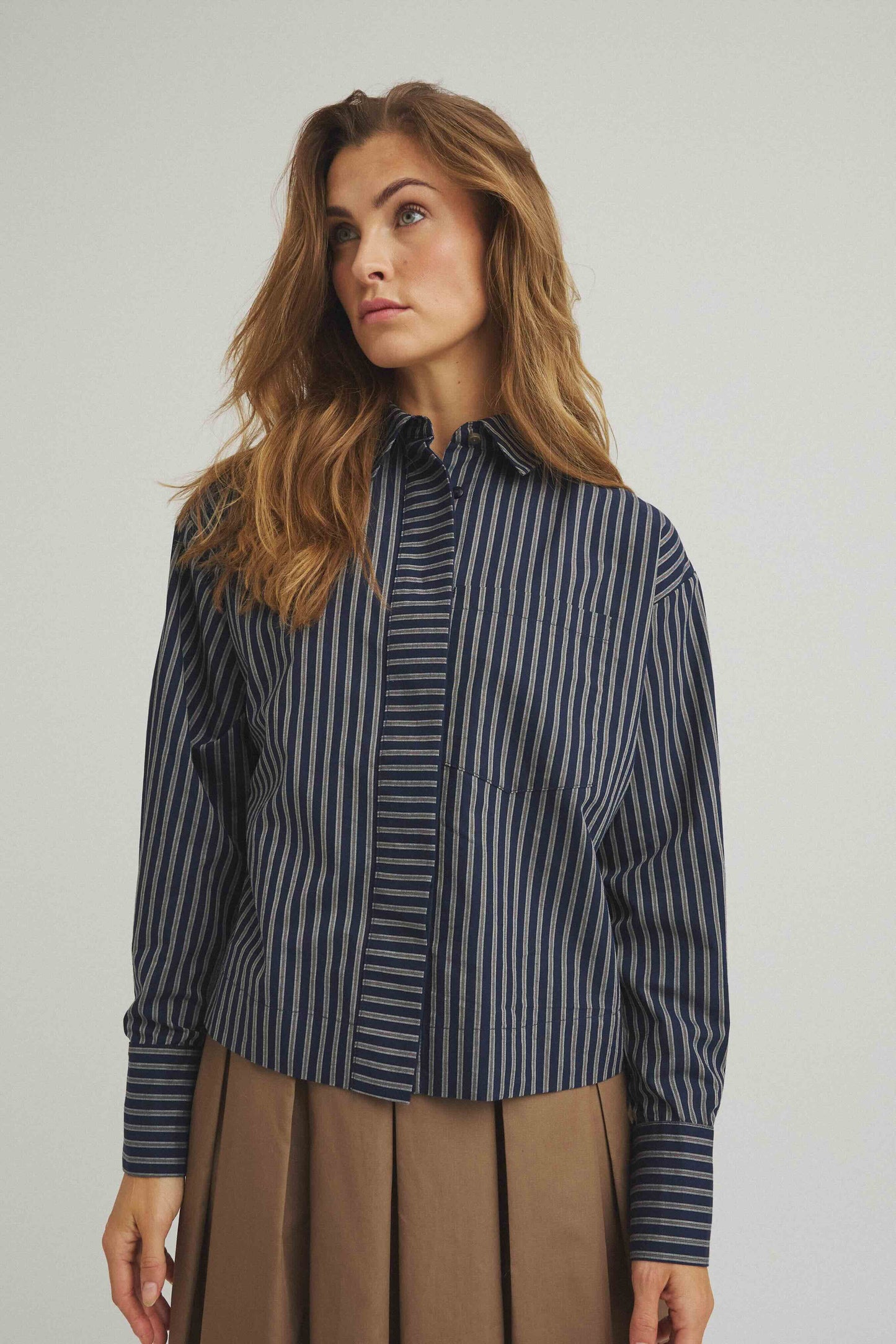 BlouseMakieroStreepBorduurselDonkerblauw__2