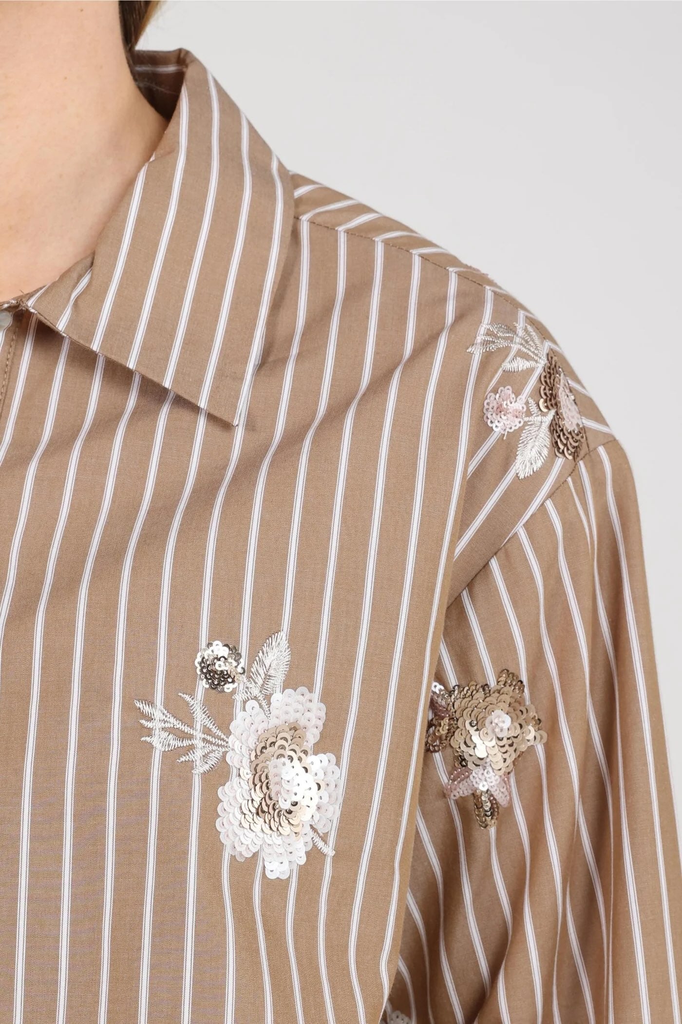 BlouseNewportBloemEnStreepTaupe__3