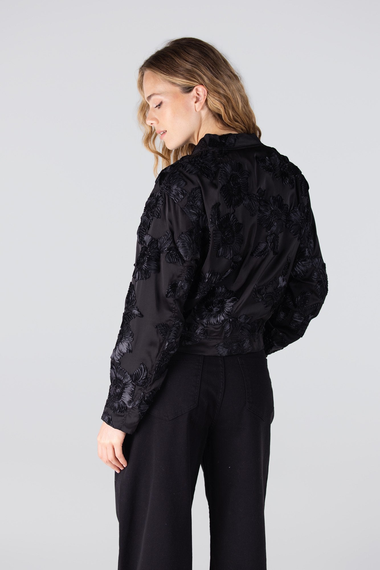 Bomber Jill 3D Flower Zwart