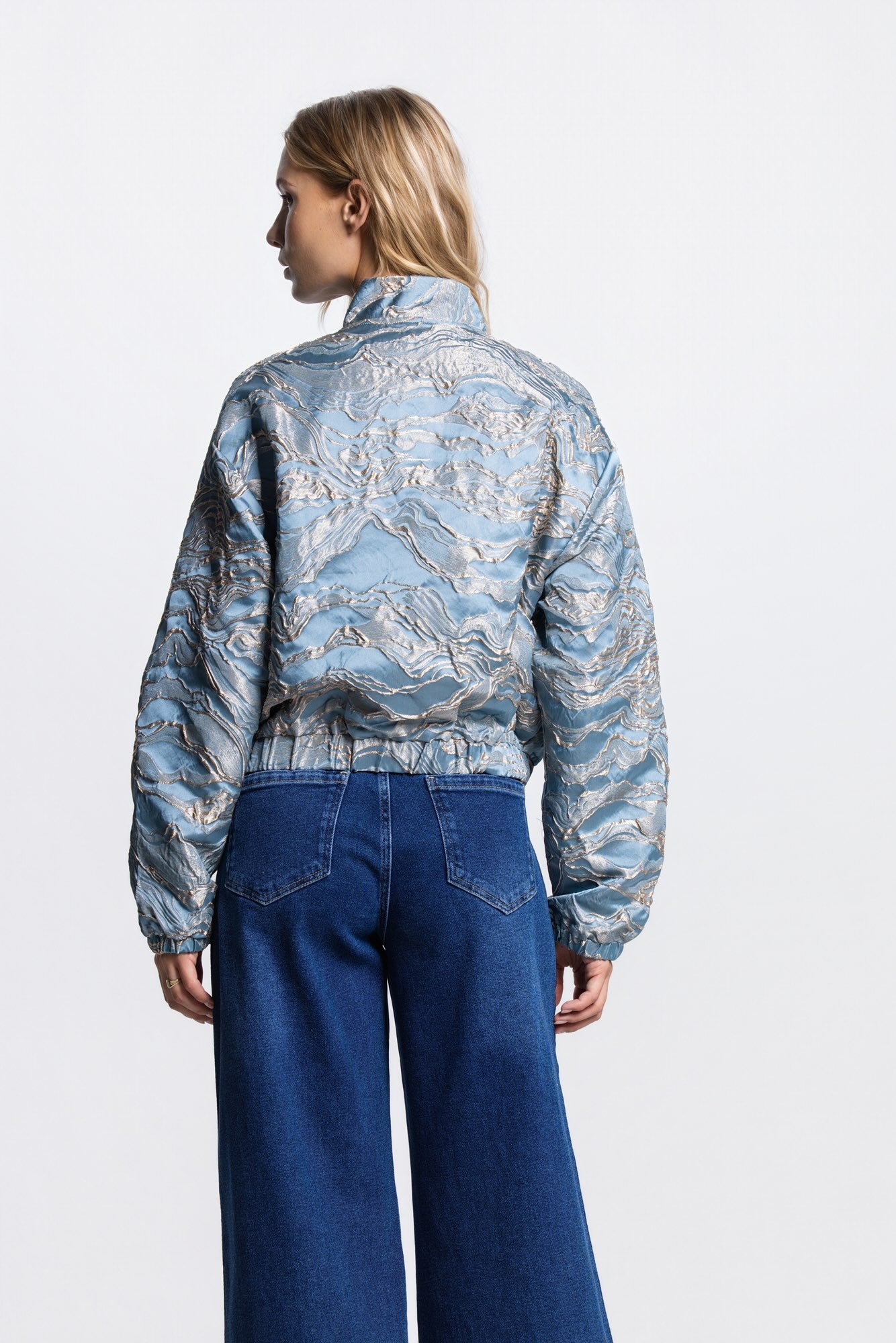 BomberQwenGoudJacquardBlauw__4