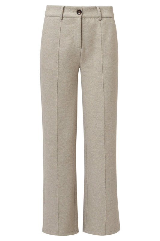 Broek Visgraat.  Zand