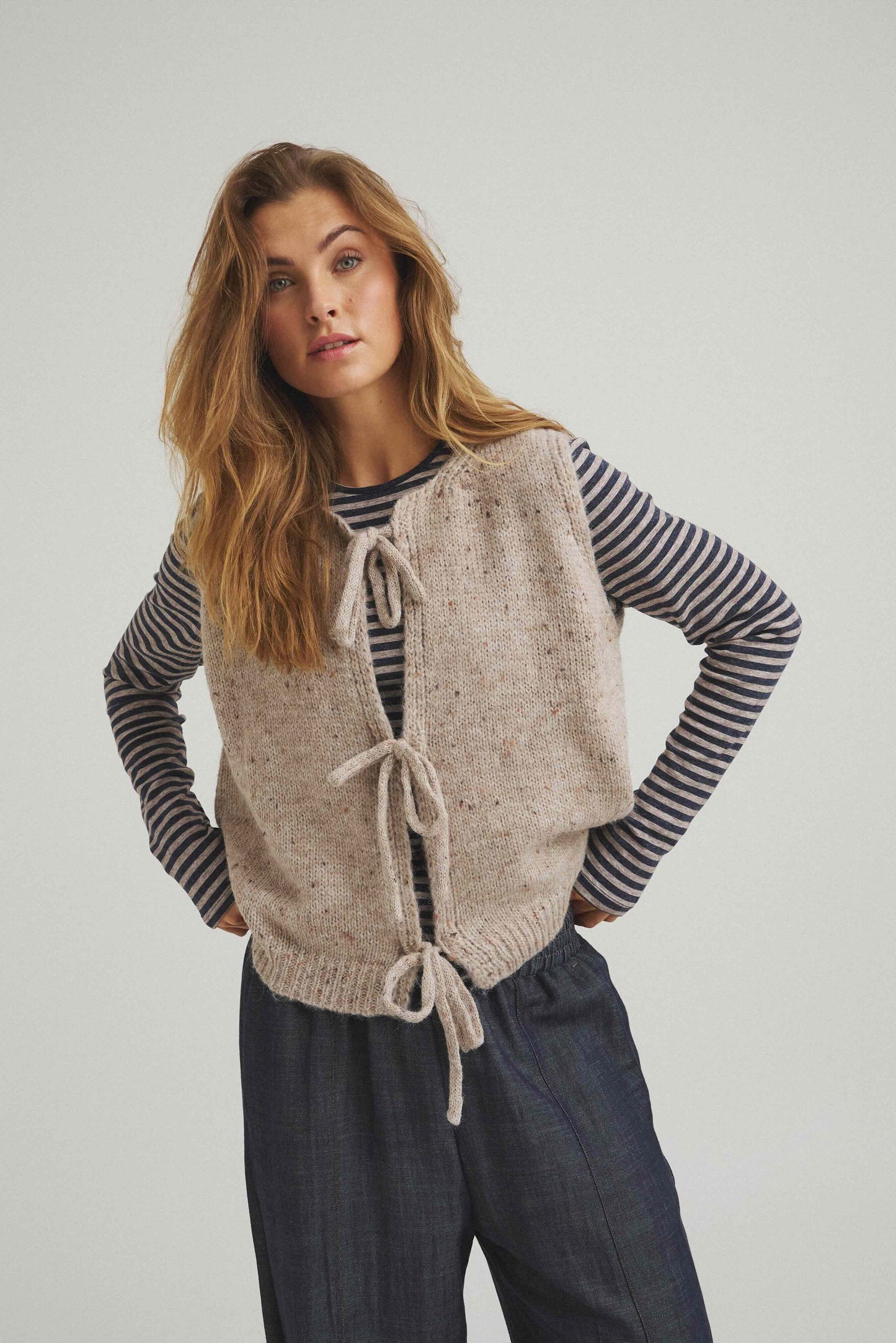 GiletJuneStrikkenKnitBeige__2