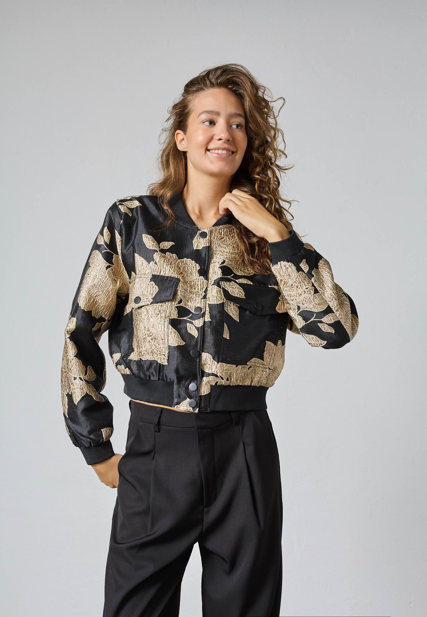 JasBomberGarwinZwart_Goud__2