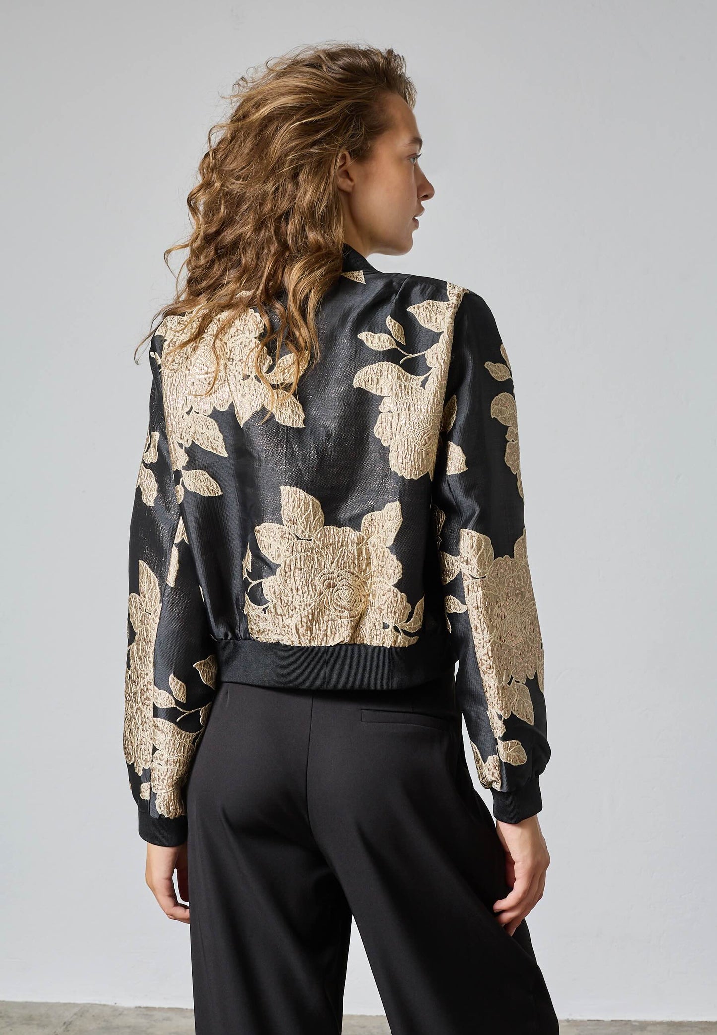 JasBomberGarwinZwart_Goud__5