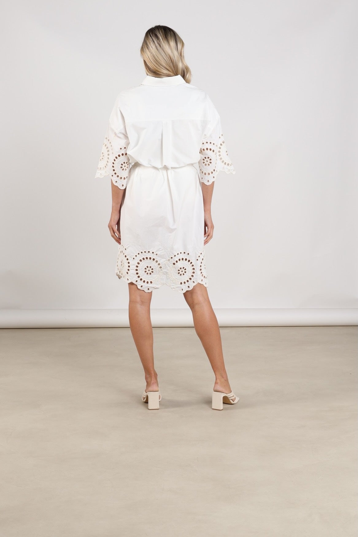 JurkMikaEmbroideryOffWhite__5