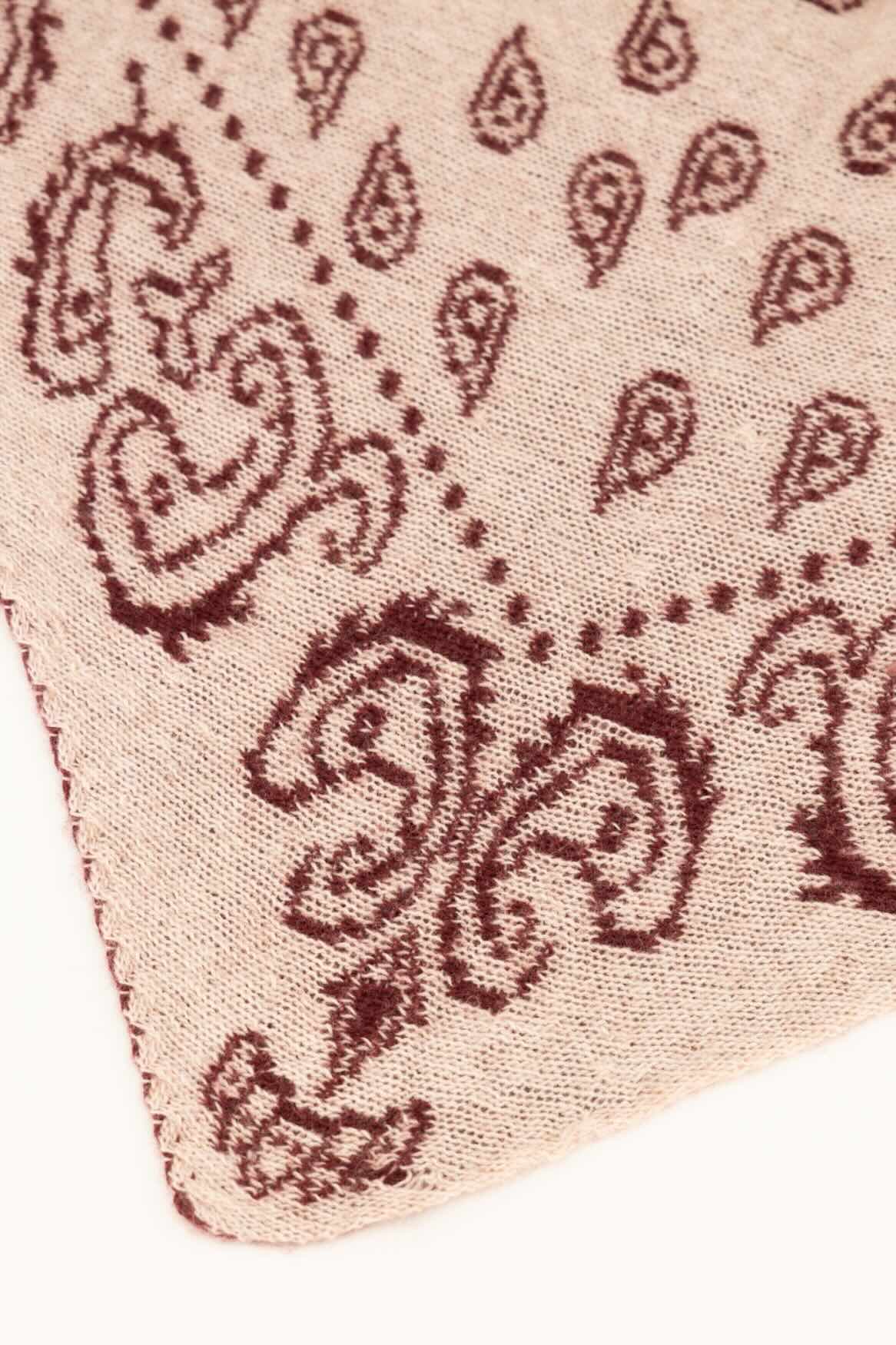 ShawlHollisPaisleyBordeaux__3