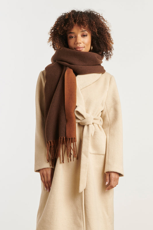 Shawl Soft Franjes. Bruin