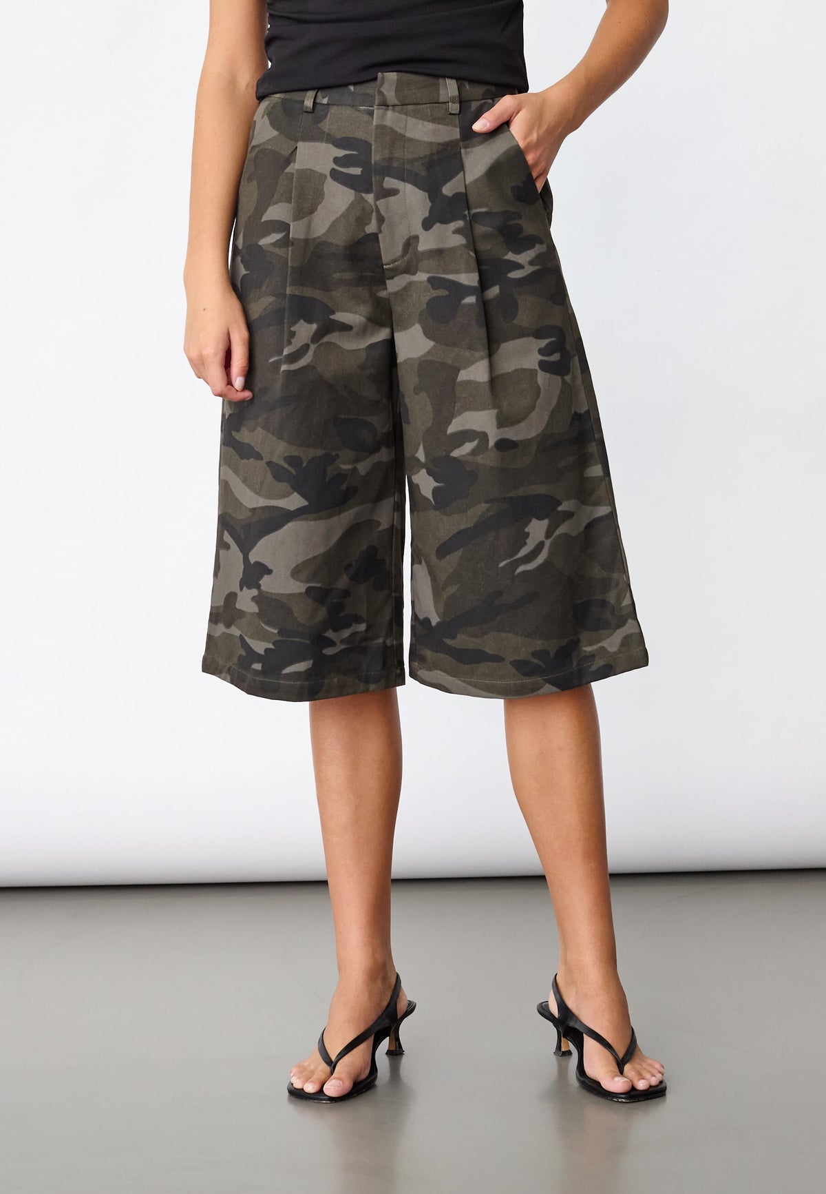 ShortGreatLongCamouflage__2