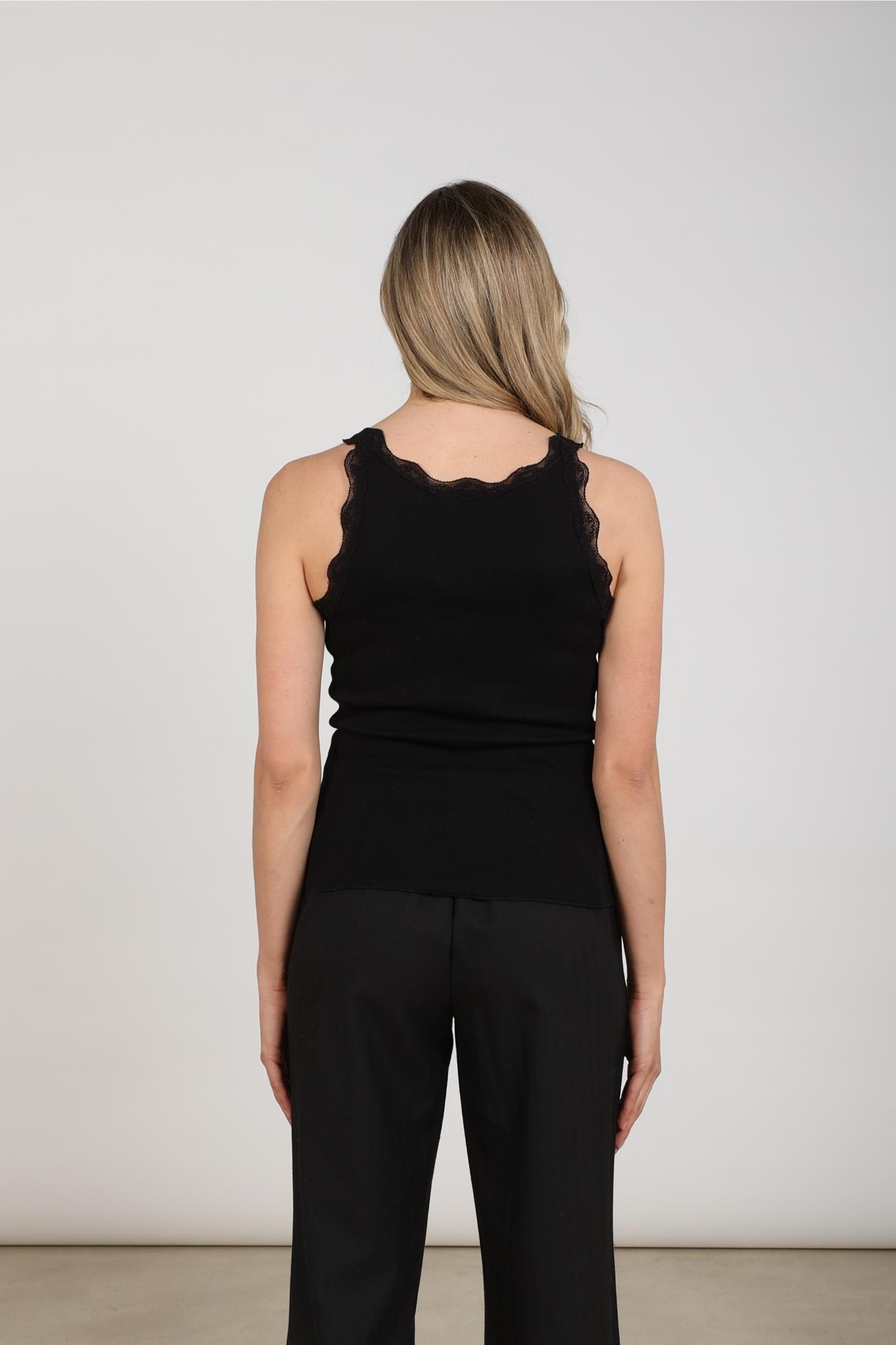 SingletMaddieKantDetailZwart__5