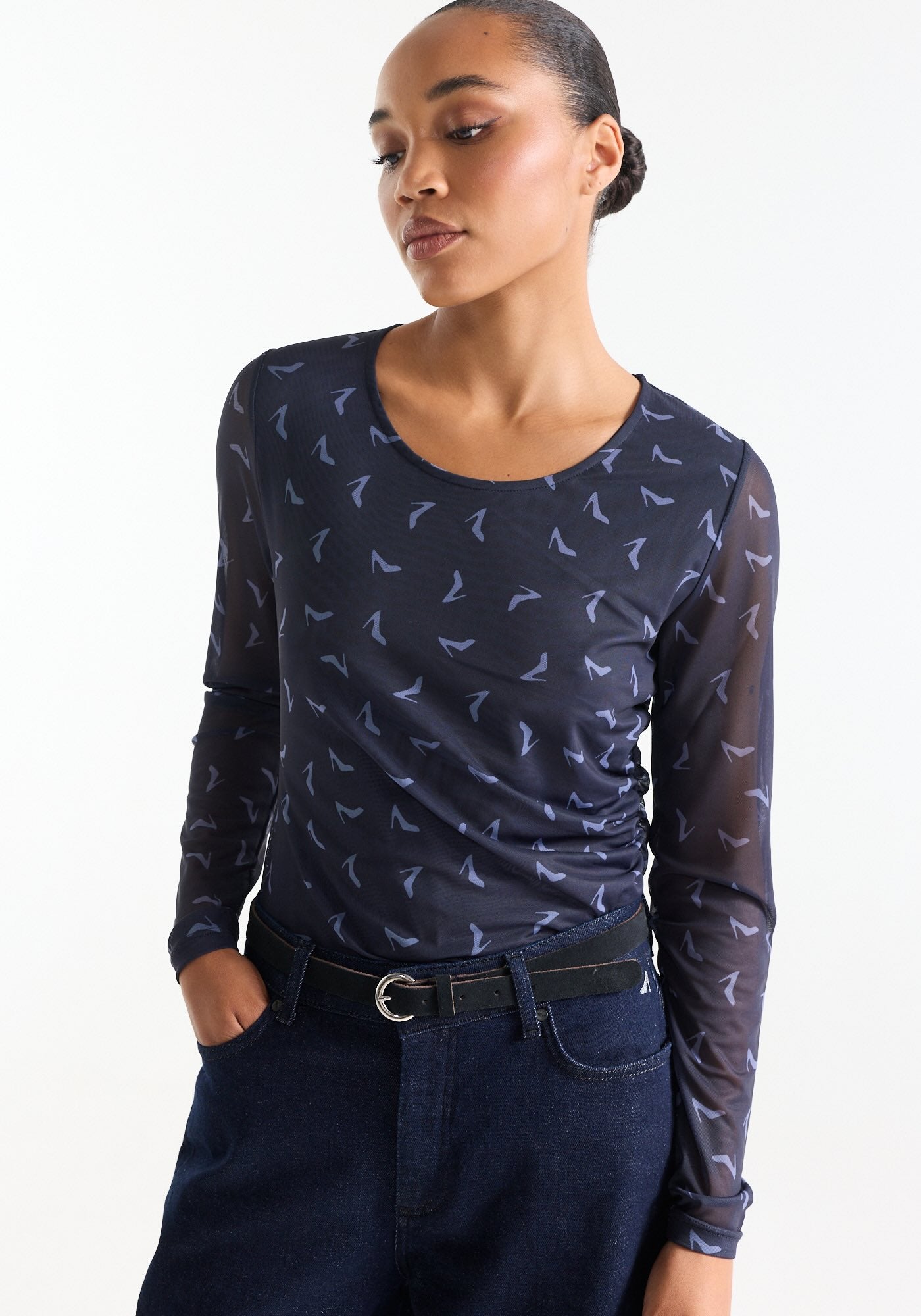 TopJennyMeshHakPrintDonkerblauw__2