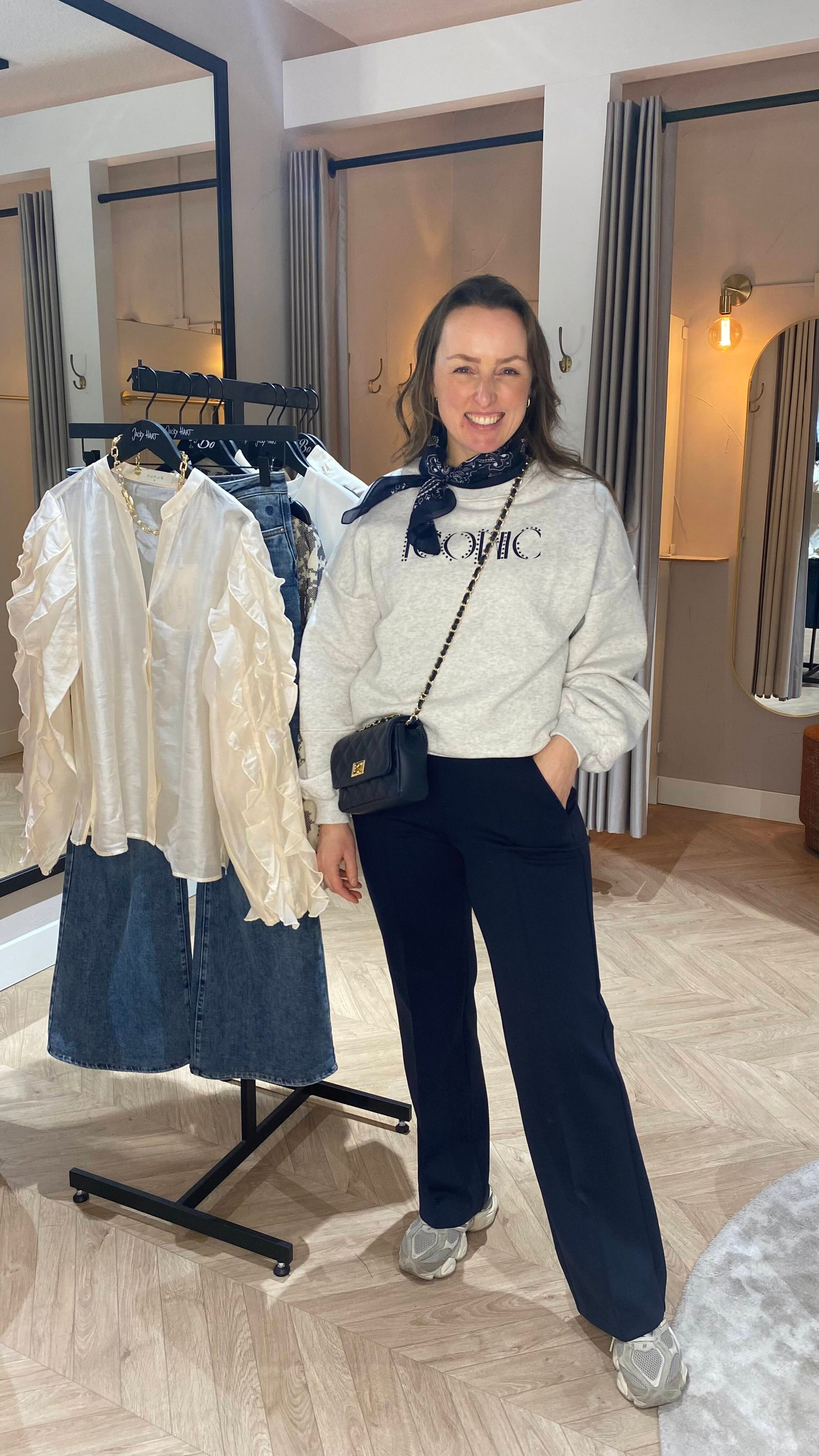 TruiIconicTekstGrijs__6