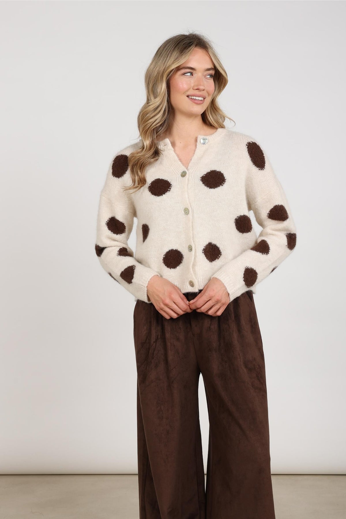 VestLaureDotsOffwhite_Chocolate__2